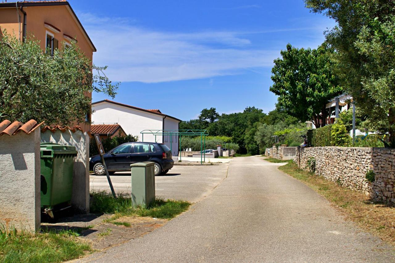 Apartments Kanegra ウマグ エクステリア 写真